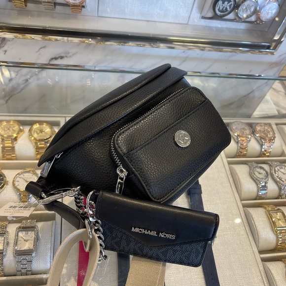Michael Kors Maisie 2 In 1 Small Leather Waist pack Fanny pack Bag (Black) MK - Picture 3 of 16